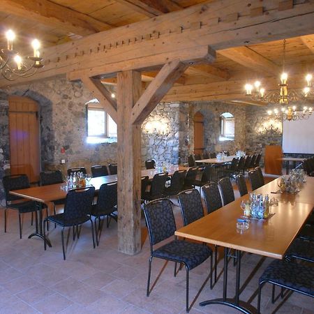 Hotel Gasthof Loewen Vaduz Exterior photo